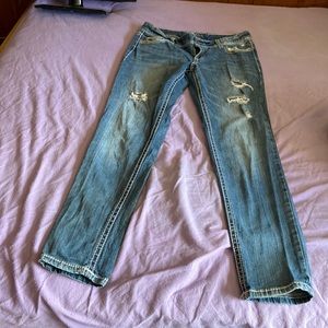Maurices jeans